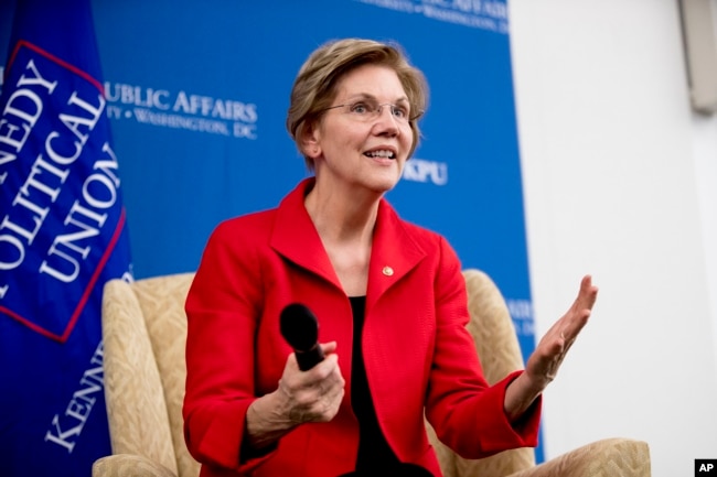 Elizabeth Warren fue una de las primeras en viajar a los primeros estados que participan en las primarias Iowa y New Hampshire.