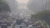 La pollution "nous tue": la capitale indienne peine à respirer