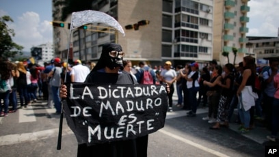 Venezuela's Maduro Hikes Minimum Wage Amid Rising Protests