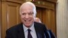 Le ton monte entre Donald Trump et John McCain