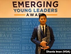 Pemuda Indonesia, Diovio Alfath, penerima penghargaan "Emerging Young Leaders" dari deplu AS (Dok: VOA)