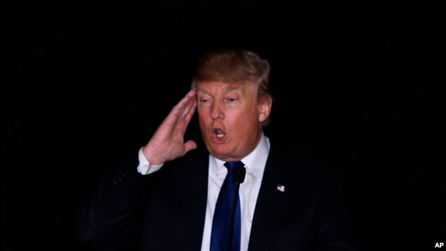 Donald Trump propuso prohibir, al menos en forma temporal, el ingreso de musulmanes a EE.UU.