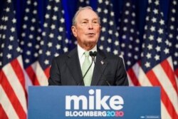 Archivo - Michael Bloomberg habla en una conferencia de prensa para lanzar su candidatura a la nominación presidencial demócrata en Norfolk, Virginia, el 25 de noviembre de 2019.