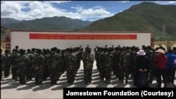 资料照片：西藏昌都地区对藏民进行军事化职业培训（2016年6月30日）