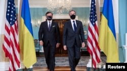 Госсекретарь Энтони Блинкен и министр иностранных дел Украины Дмитрий Кулеба в Госдепартаменте, 5 августа 2021 года