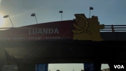 Estrada do Aeroporto de Luanda em Angola