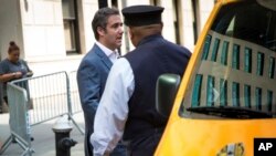 Майкл Коен, колишній адвокат президента Трампа, залишає свій готель, 27 липня 2018 року, в Нью-Йорку.