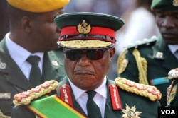 FILE - Zimbabwe’s former head of the army, Constantino Chiwenga, is expected to be appointed as vice president after President Emmerson Mnangagwa retired him this week “pending redeployment.” (S. Mhofu/VOA)