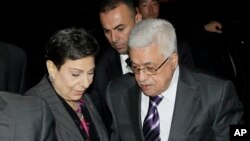 د فلسطیني ادارې صدر محمد عباس او حنان عشراوي