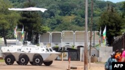 Ibiduga vya gisirikare vya ONU hanze y'ikirimba ca Perezida i Bangui, ku murwa mukuru wa Centrafrika