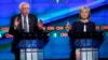 Clinton y Sanders dominan el primer debate demócrata