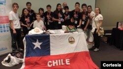 Delegación chilen aestá integrada por siete estudiantes de diversos colegios de Chile y forma parte de la escuela de verano de la Universidad de Chile bajo el liderazgo del maestro Aldo Di Biase Friedmann.