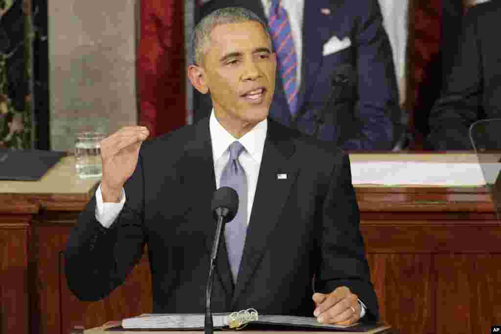 امریکہ کے صدر براک اوباما نے کانگریس پر زور دیا ہے کہ وہ ان کی حکومت کو مشرقِ وسطیٰ میں سرگرم شدت پسند تنظیم داعش کے خلاف طاقت کے استعمال کی اجازت دے۔