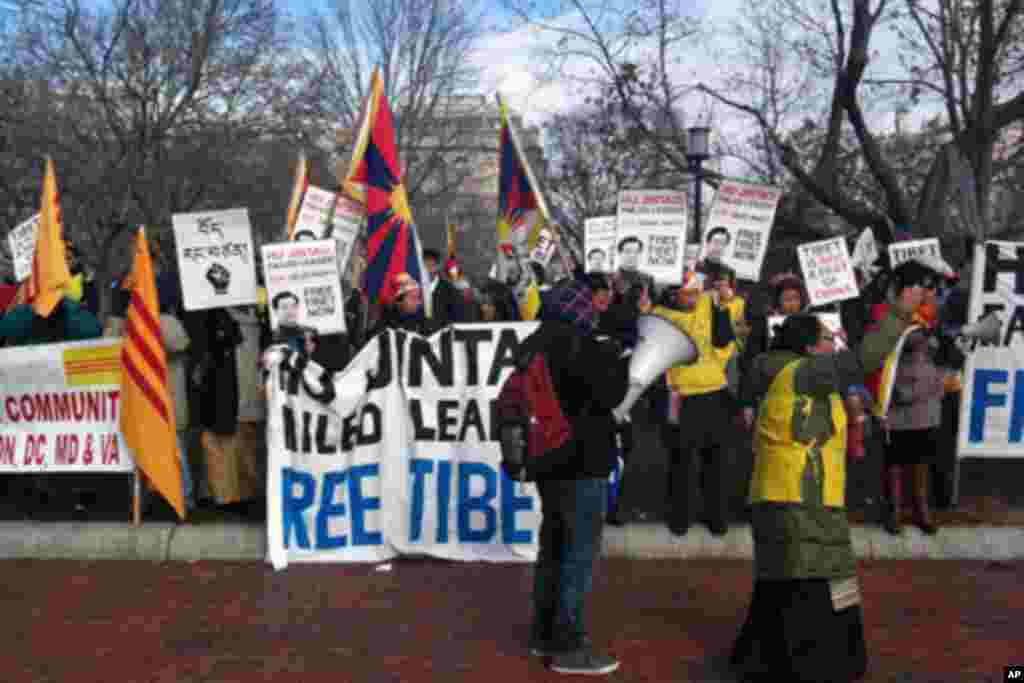 藏族人士抗议中国政府(3)