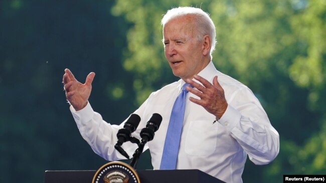 Presiden AS Joe Biden memberikan konferensi pers usai pertemuan di Jenewa, Rabu (16/6).