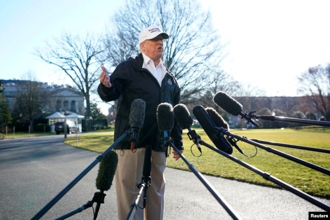 Antes de partir a Texas, Trump reiteró el jueves 10 de enero de 2019 que está en el derecho de declarar la emergencia nacional en medio del cierre parcial del gobierno.