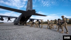 Binh sĩ Hoa Kỳ rút khỏi Afghanistan