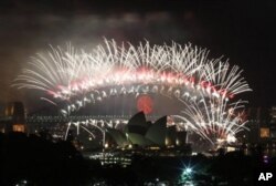 پـێشـوازی جیهان له‌ سـاڵی نوێ