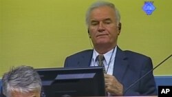 Bivši komandant Vojske Republike Srpske Ratko Mladić u sudnici Haškog tribunala