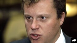 The head of Russian Mirax construction group Sergei Polonsky seen during the Global Investment & Finance Forum in Moscow, Russia, Monday, March 2, 2009. (AP Photo/Mikhail Metzel)