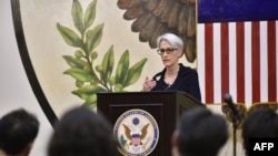 Thứ trưởng Ngoại giao Mỹ Wendy Sherman họp báo (ảnh tư liệu).