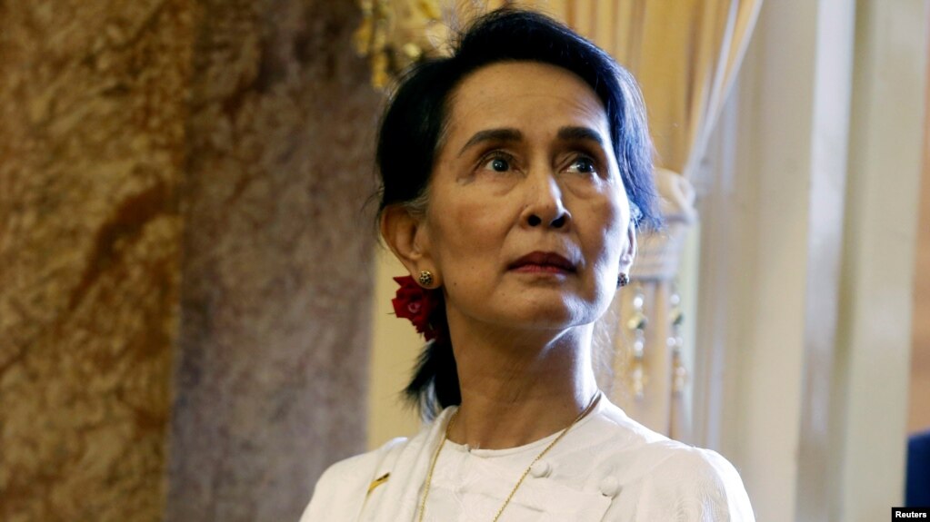 ႏိုင္ငံေတာ္အတိုင္ပင္ခံပုဂၢိဳလ္ ေဒၚေအာင္ဆန္းစုၾကည္