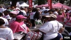 La caminata por el cáncer de mama se ha convertido un evento necesaria para muchos residentes de la capital estadounidense.