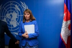 FILE - U.N. Special Rapporteur on Human Rights in Cambodia Rhona Smith attends a press conference at her office in Phnom Penh, Cambodia, Thursday, May 9, 2019. (AP Photo/Heng Sinith)