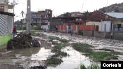 Bairro São João no Lobito não tem sistema de drenagem de águas pluviais