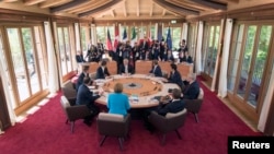 Leaders from the Group of Seven (G7) industrial nations met on Sunday in the Bavarian Alps for a summit overshadowed by Greece's debt crisis and ongoing violence in Ukraine. REUTERS/Peter Kneffel