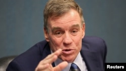 Senatori Mark Warner