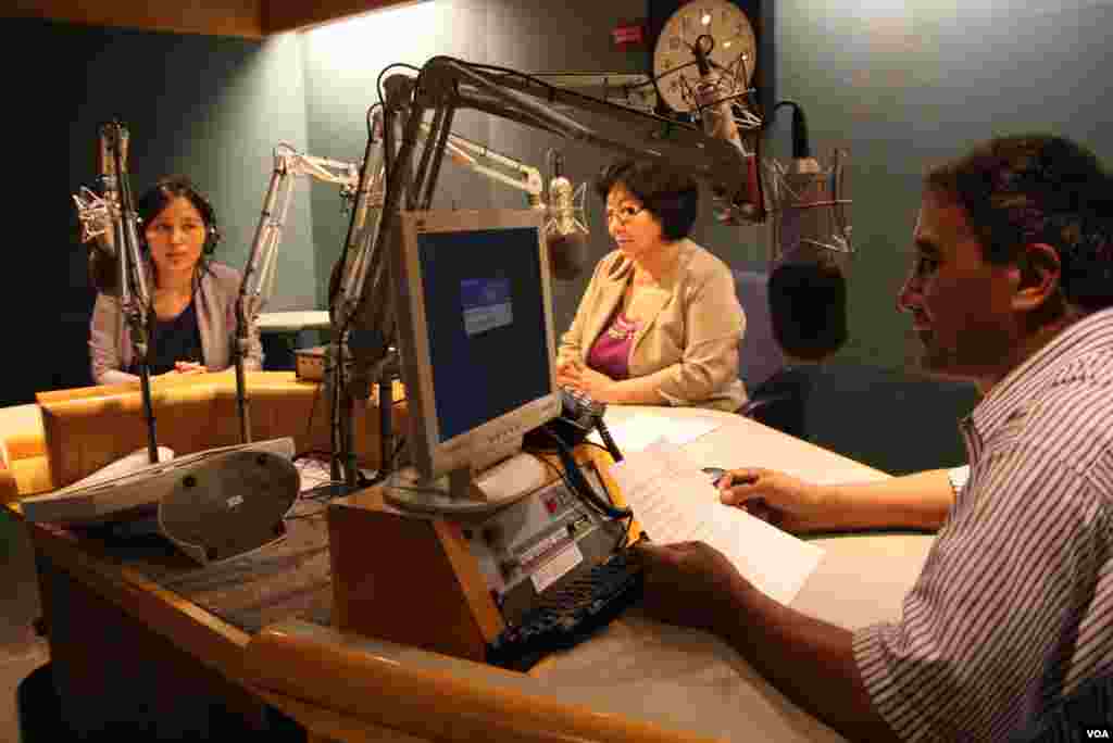 Sonam Yangzom, Tsetan Chodon and Gyaltsen Tsering doing the morning show