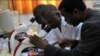 นักวิทยาศาสตร์แอฟริกาคว้ารางวัลจากผลงานการค้นพบวิธีการกำจัดฝูงยุงที่เป็นพาหะของไข้มาลาเรียแบบใหม่