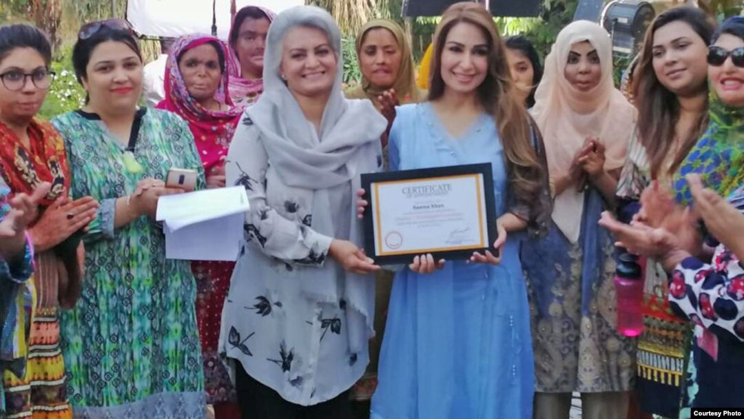 ریما خان، مسرت مصباح کے ساتھ