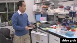 趙立安在實驗室