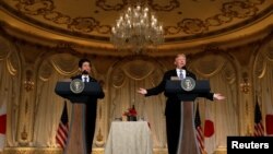 صدراعظم جاپان از ایالات متحده خواست تا تقاضای تخریب کامل، قابل تصدیق و برگشت ناپذیر برنامه هسته یی کوریای شمالی را نماید 