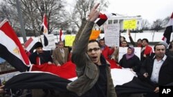 Amro Eobaz leads Egyptian protesters during a demonstration outside the White House in Washington, D.C., January 28, 2011