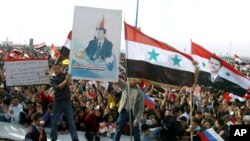 Syrian pro-regime demonstrators in Tartus, Syria, 30 Nov 2011