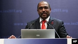 Michel Sidibe, head of the United Nations AIDS agency, speaks at a conference on HIV/AIDS in Rome , (File)
