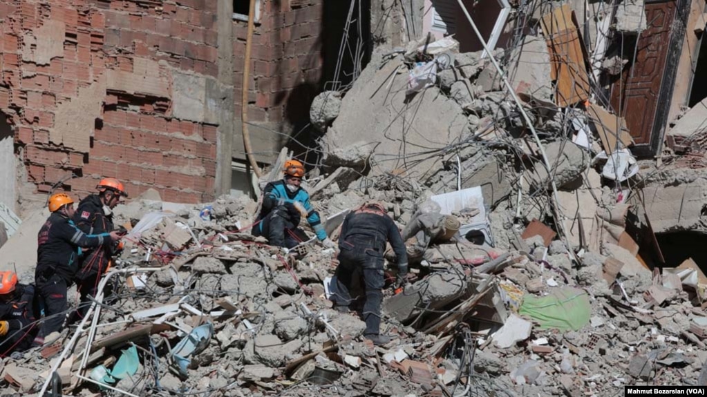 Nhà cửa đổ nát trong trận động đất mạnh ở tỉnh Elazig của Thổ Nhĩ Kỳ hôm 24/1/2020.