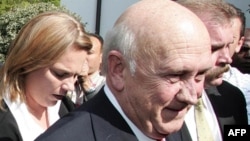 Le dernier président blanc sud-africain, Frederik de Klerk, le 14 mai 2004.
