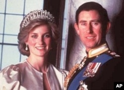 Prince Charles and Princess Diana (official portrait 1985)