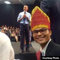 Robinson Sinurat saat mengikuti konferensi yang dihadiri Barack Obama di Malaysia (Dok: Robinson Sinurat)