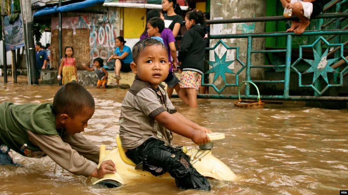 Monsoon Rains Flood Indonesian Capital