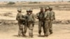 سربازان آمریکایی در کنار نیروهای عراقی- بغداد، عکس آرشیوی 