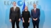 Predsednici Srbije i Kosova, Aleksandar Vučić i Hašim Tači, sa visokom predstavnicom EU Federikom Mogerini (arhivski snimak)