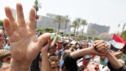 فعالان مصری در تظاهرات موسوم به انقلاب دوم به ميدان تحرير رفته اند