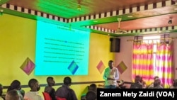 Les tradipraticiens et autres participants, dans une conférence à l'occasion de la journée internationale de médecine traditionnelle à Goma, le 31 Août 2021. 
