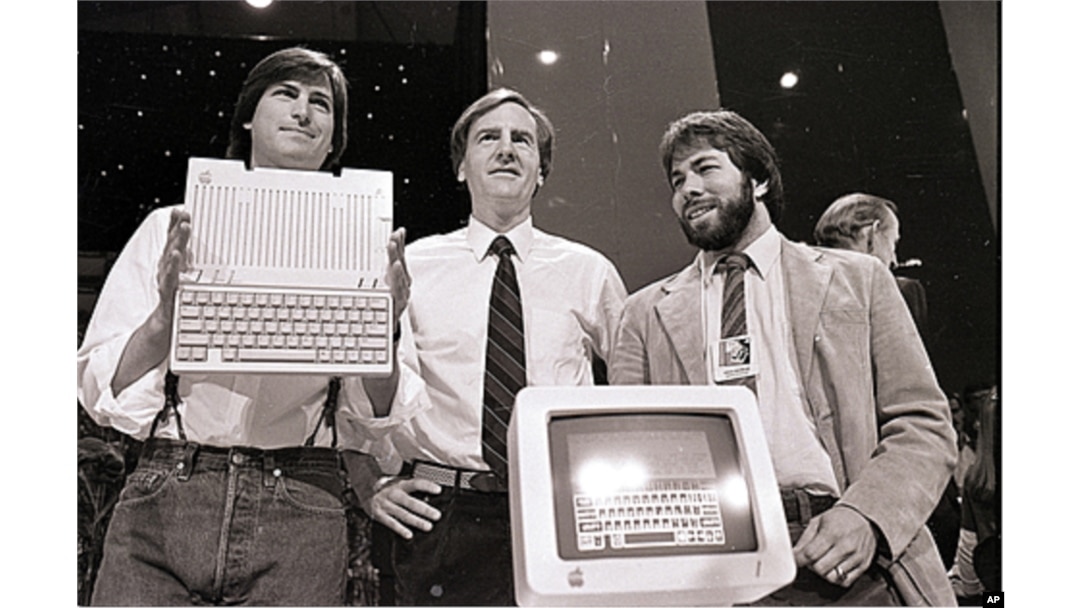 コンピュータ・IT The History of Jobs & Apple 1976~20XX 5E9C8095-28C9-4B70-81EA-