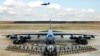 美國B-52轟炸機飛越朝鮮半島顯示軍力